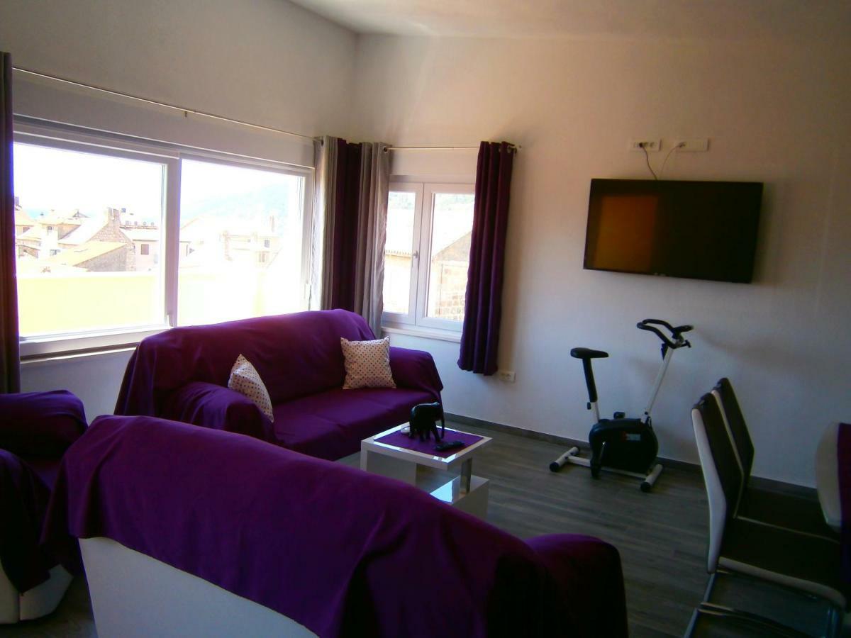 Apartment Willy Komiža 外观 照片